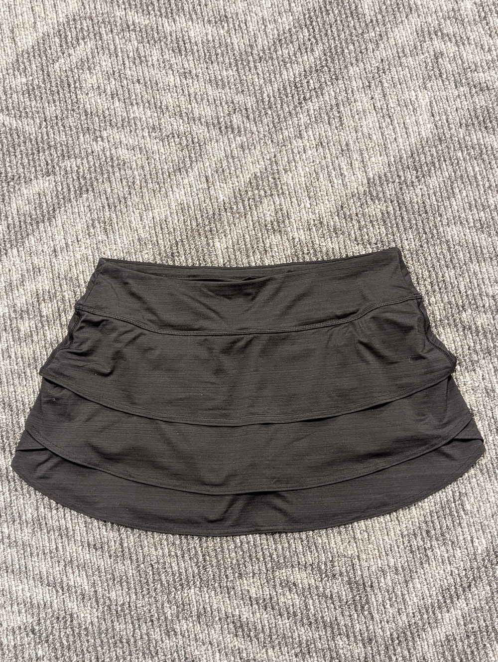 Athleta Swagger Tiered Ruffled Skirt Skort Black Size L - Picture 2 of 14